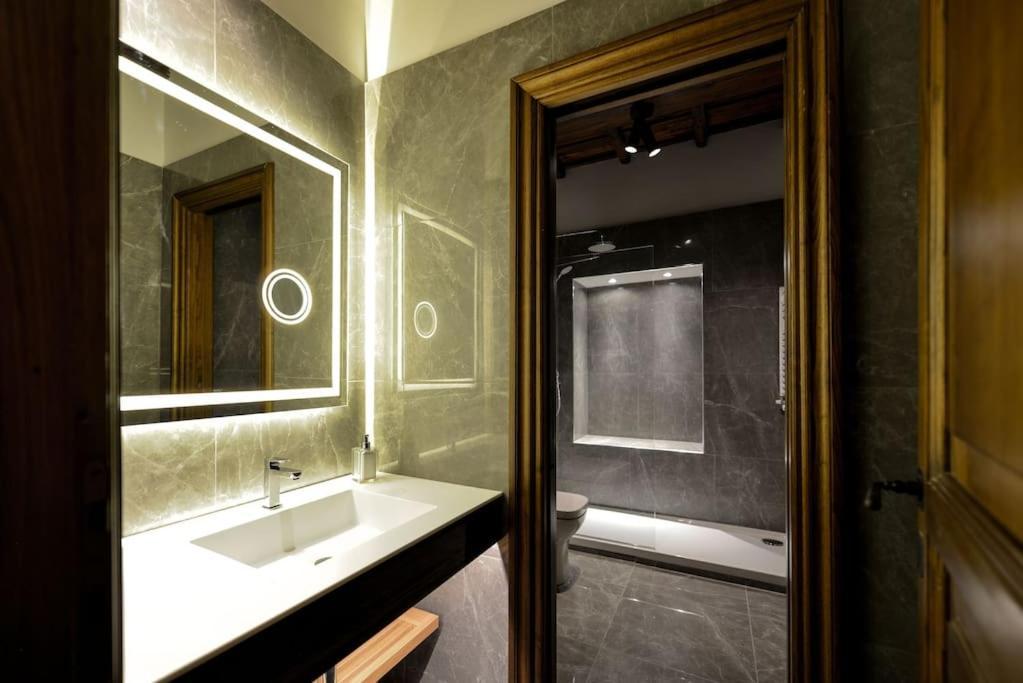 The Frattina - Luxury Serviced Apartment Řím Exteriér fotografie